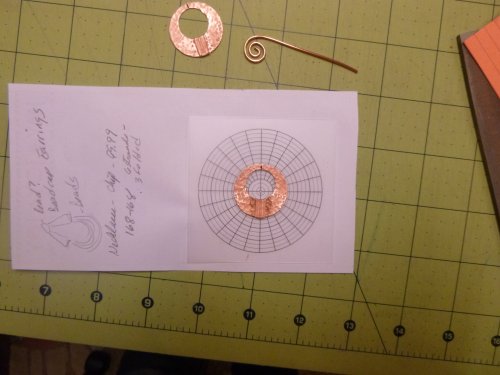 Judy Larson's How to Find and Mark the Center of a Disc. - , Wire Jewelry Design, Design, Tools, circle center finder